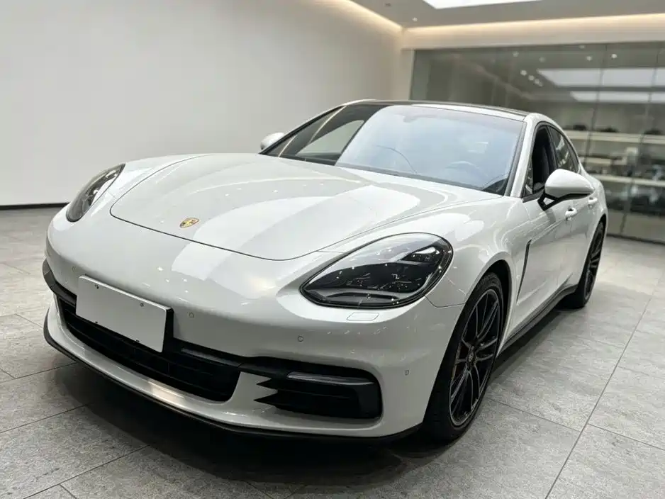 Porsche Panamera — миниатюра 3