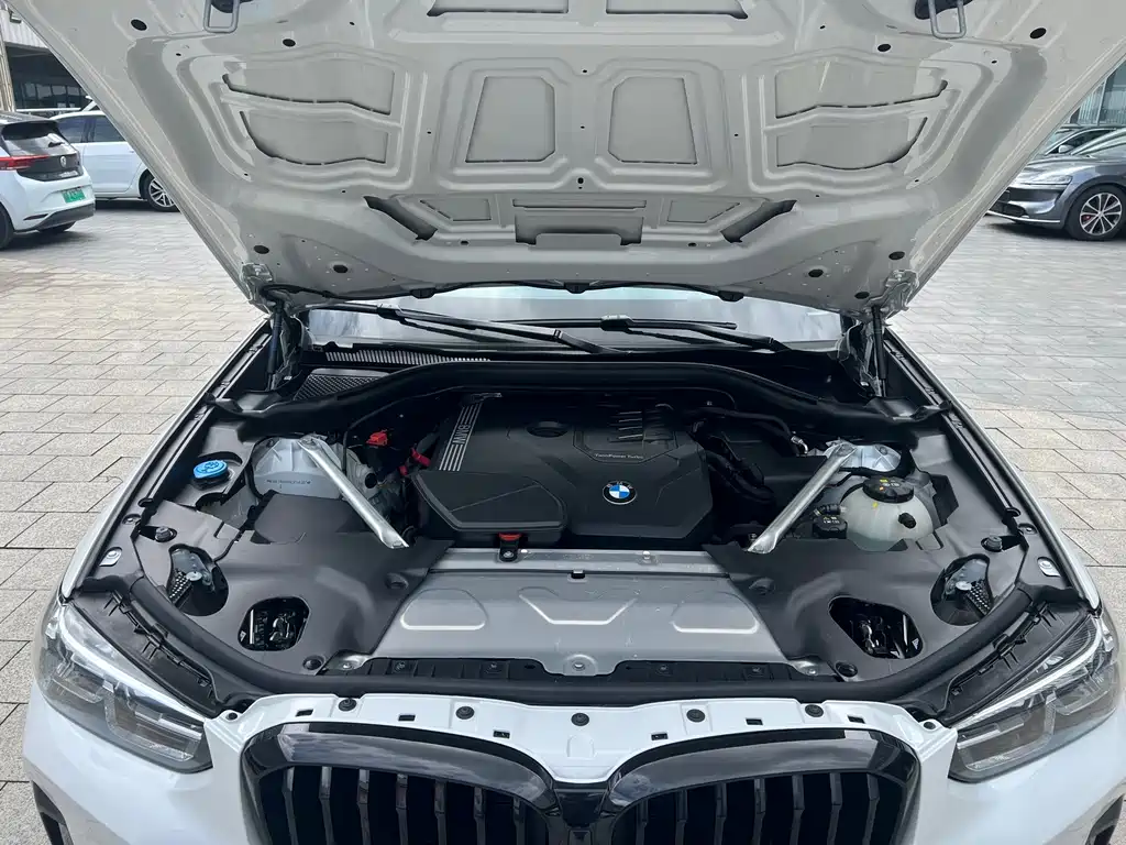 BMW X3 — миниатюра 13