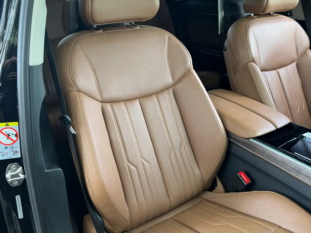 Audi A8 — миниатюра 14