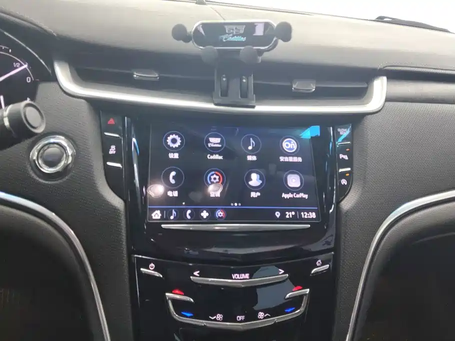 Cadillac XTS — миниатюра 13