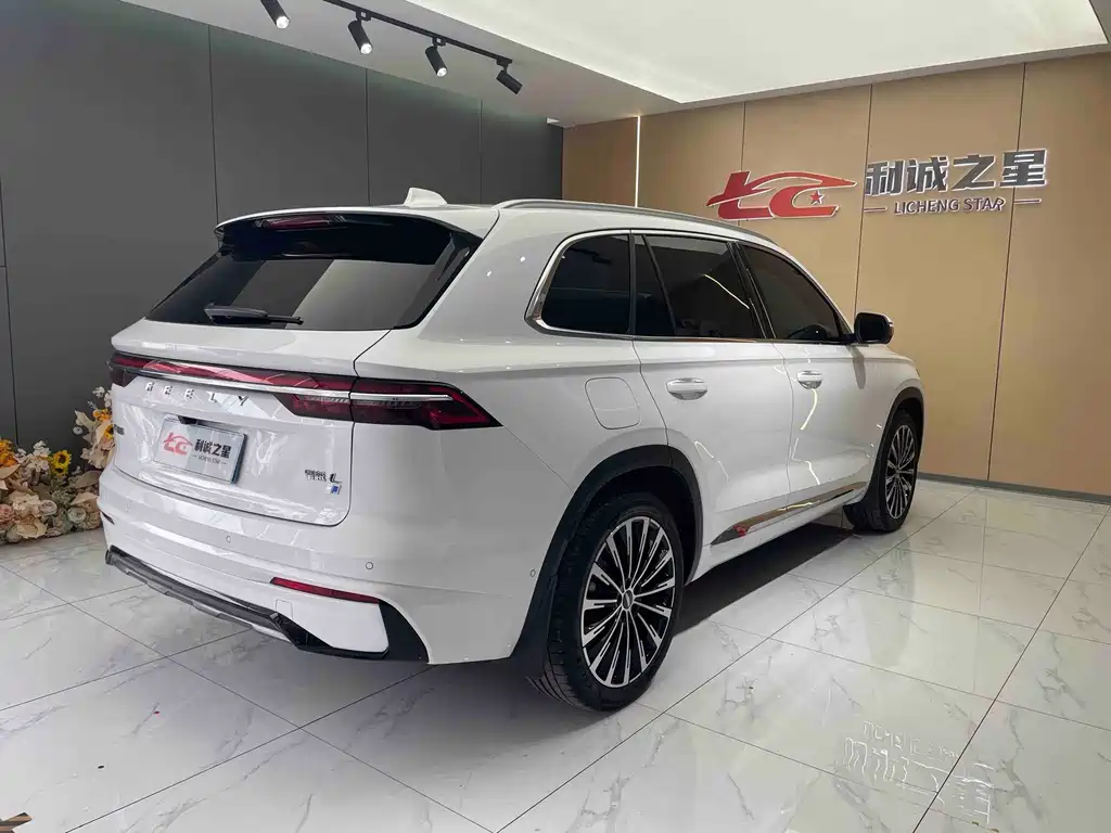 Geely Xingyue L — миниатюра 9