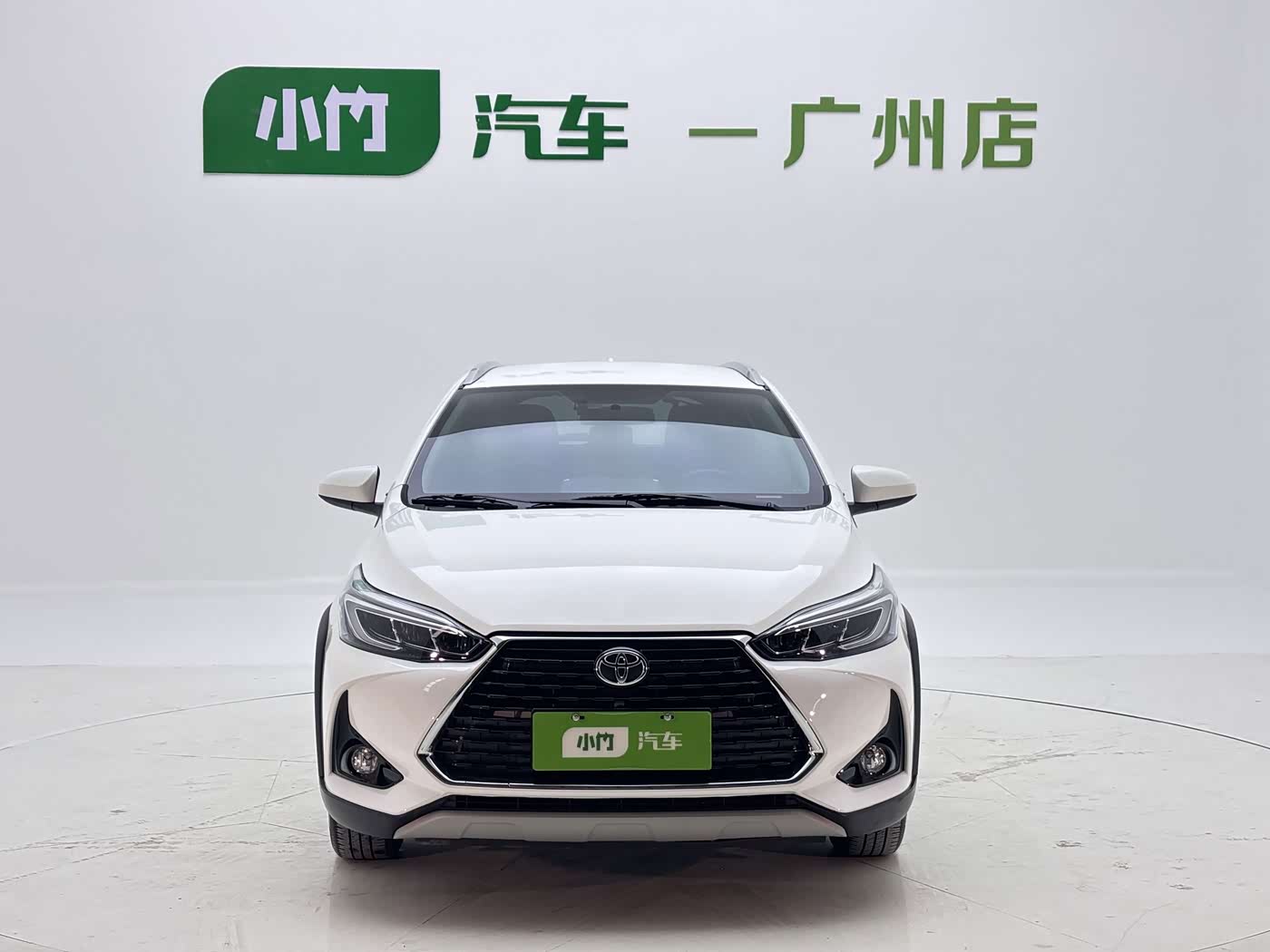 Toyota YARiS L Zhi Xuan 1.5 л 2023 г. Белый, пробег 23000 км