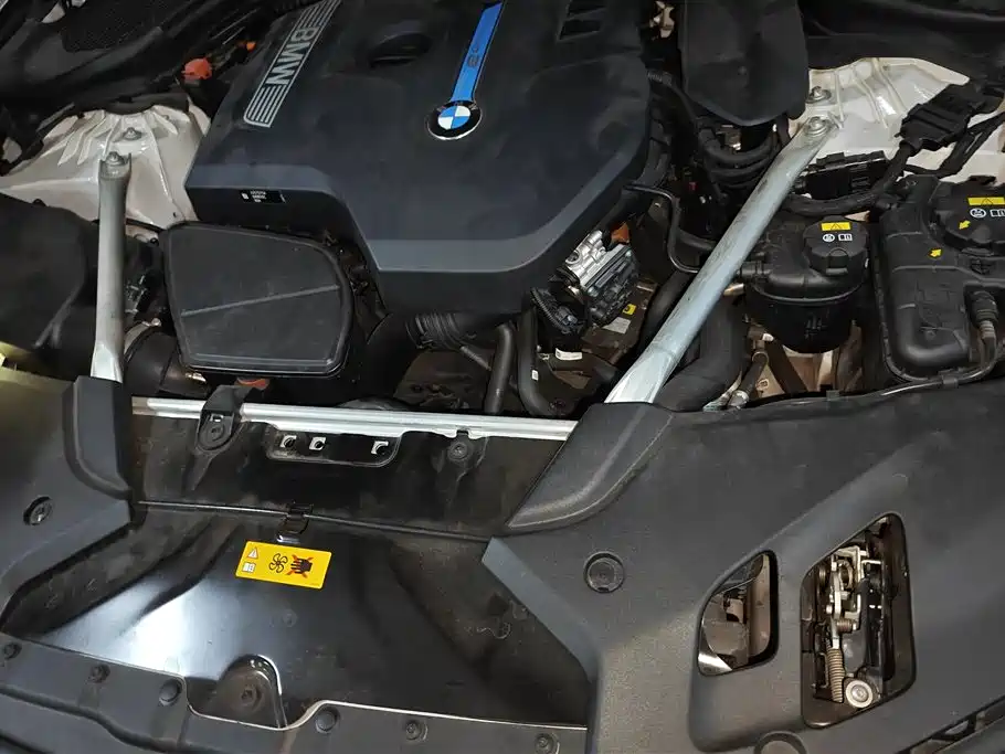 BMW 5 SERIES NEW ENERGY