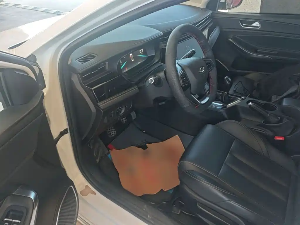 Chery Arrizo 5 PLUS — миниатюра 12