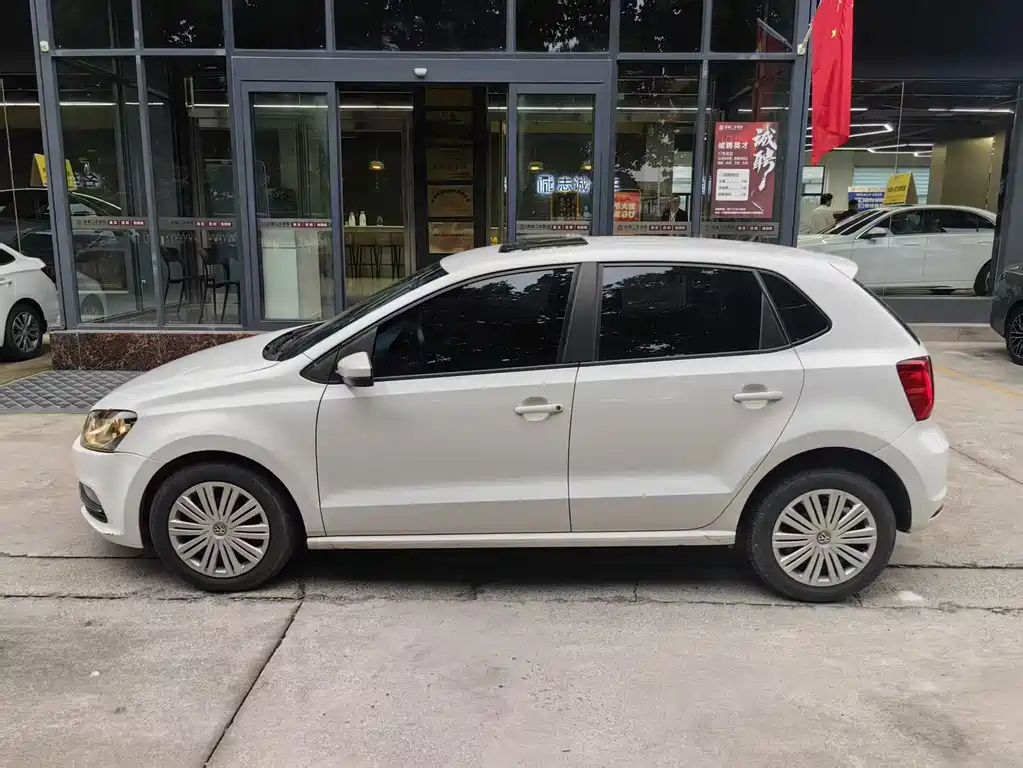 Volkswagen Polo — миниатюра 4