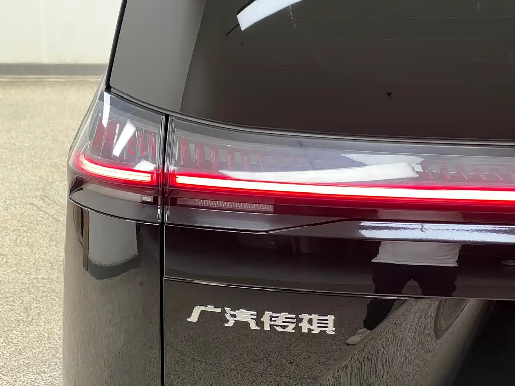 GAC Motor Trumpchi E8 PHEV — миниатюра 9