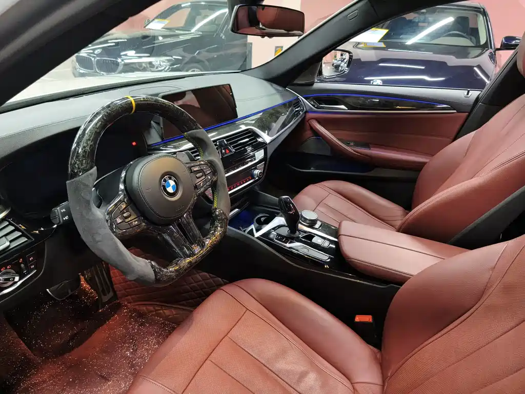 BMW 5 Series — миниатюра 5