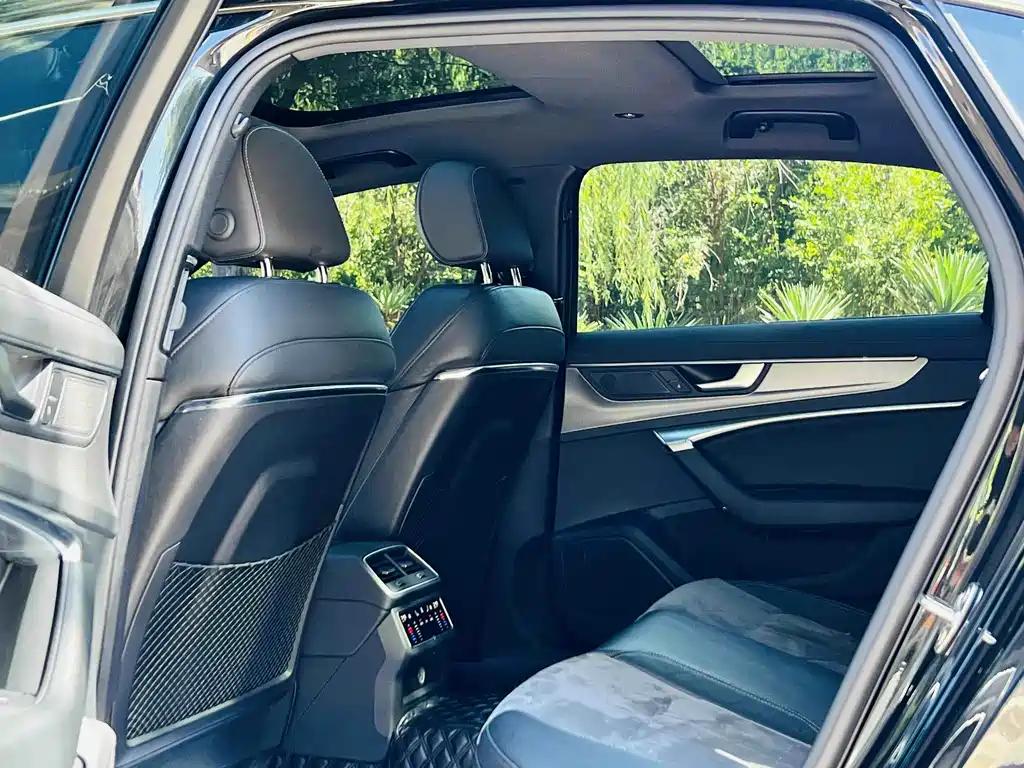 Audi A6L — миниатюра 12