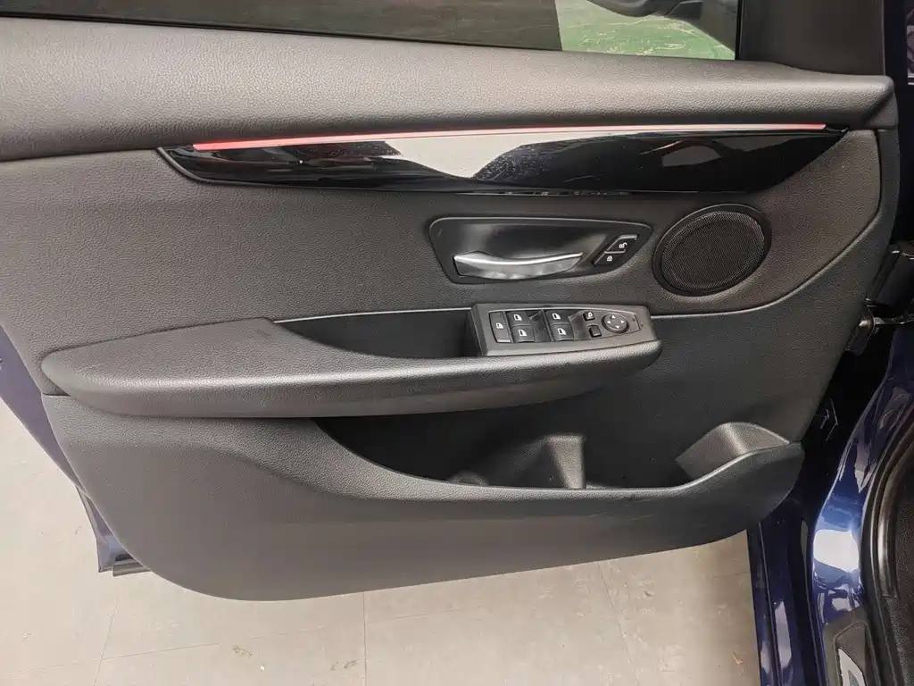 BMW 2 Series Gran Tourer — миниатюра 16