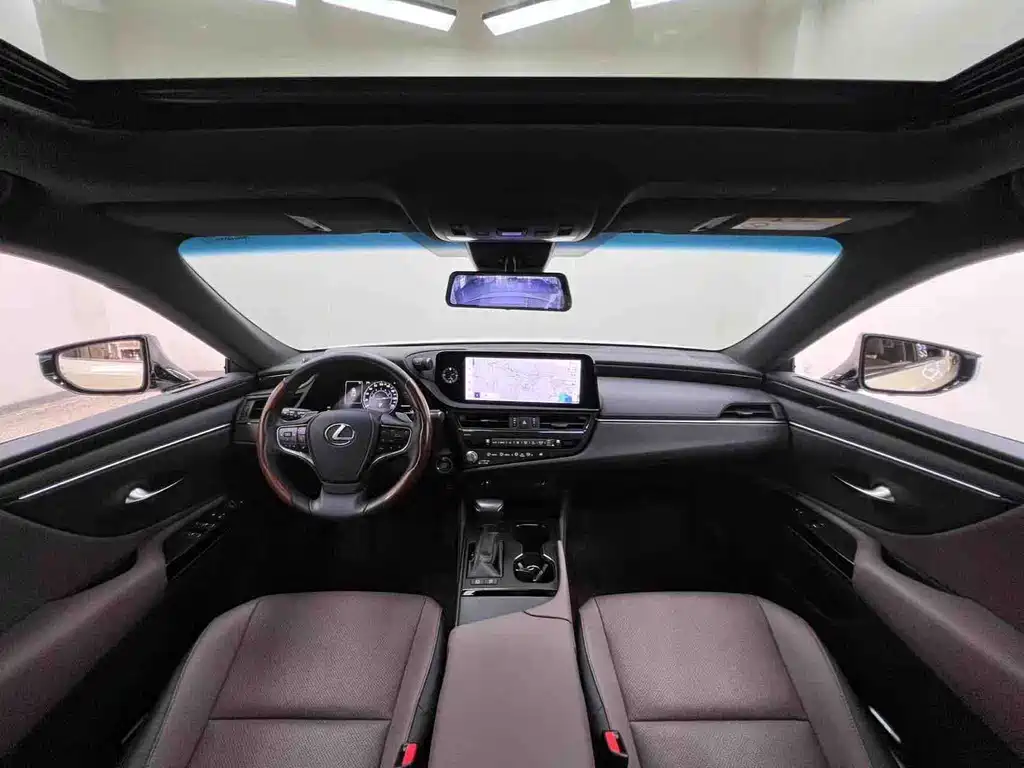 Lexus ES — миниатюра 15
