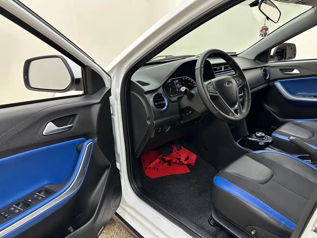 Chery New Energy Tiggo 3xe — миниатюра 13