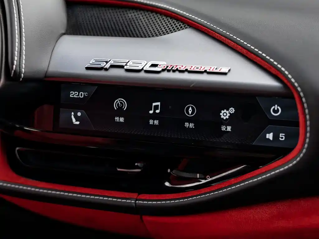 Ferrari SF90 — миниатюра 14
