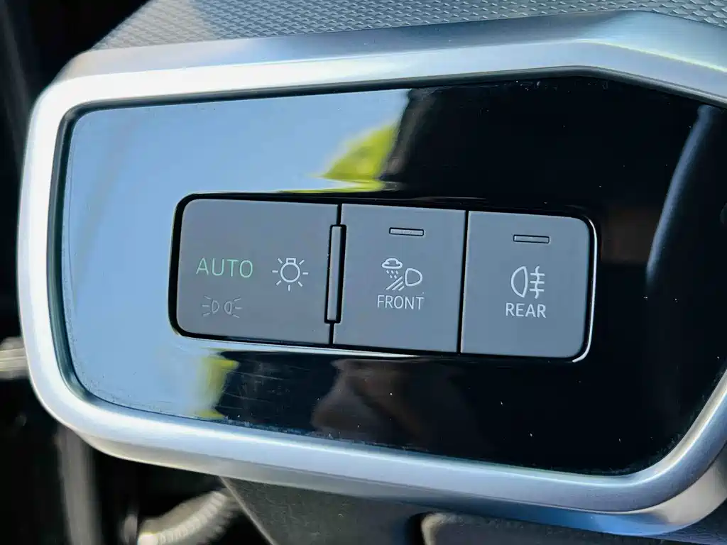 Audi A6L — миниатюра 16