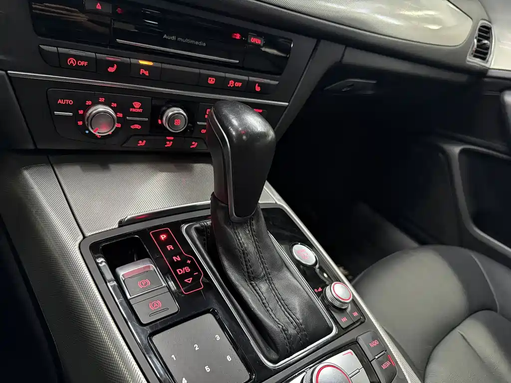 Audi A6L — миниатюра 14