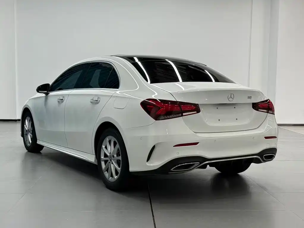 MERCEDES-BENZ A CLASS