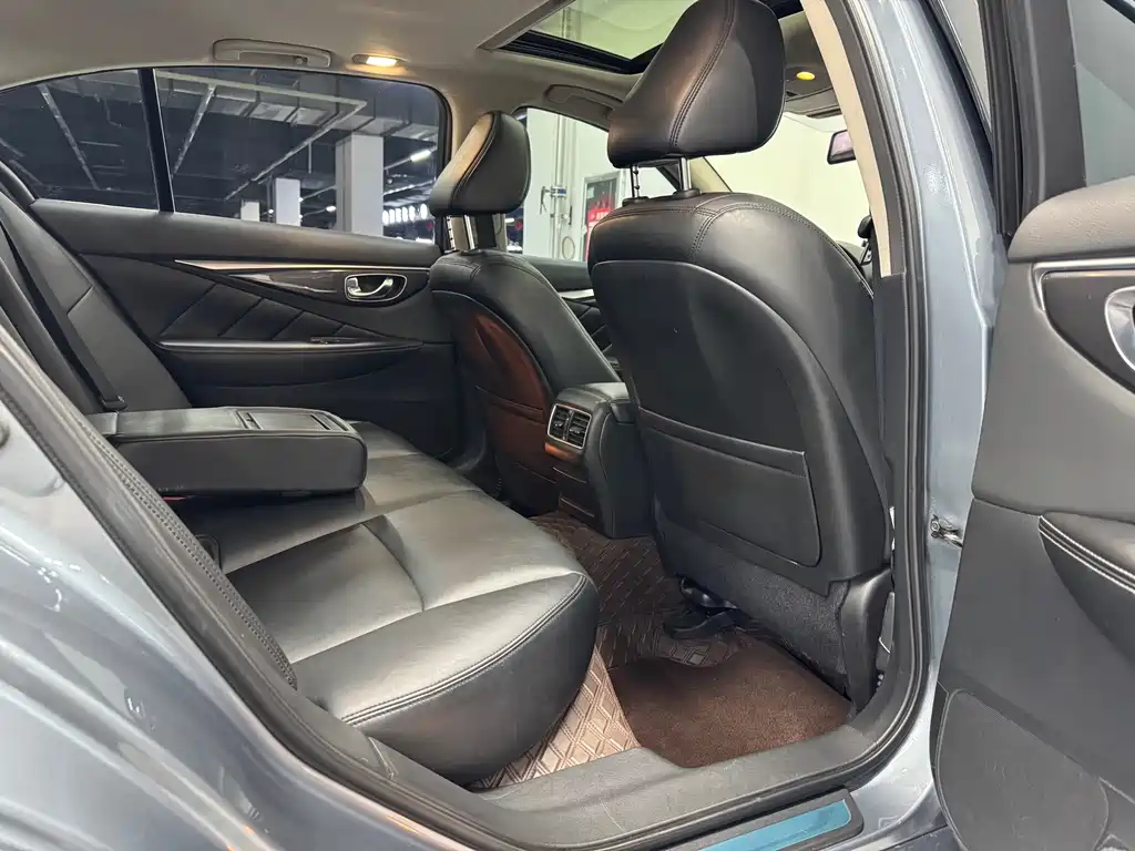Infiniti Q50L — миниатюра 8