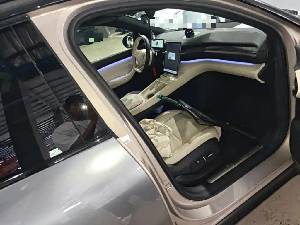 NIO ES6 — миниатюра 9