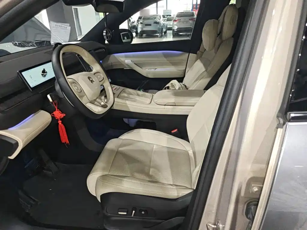 NIO ES6 — миниатюра 20