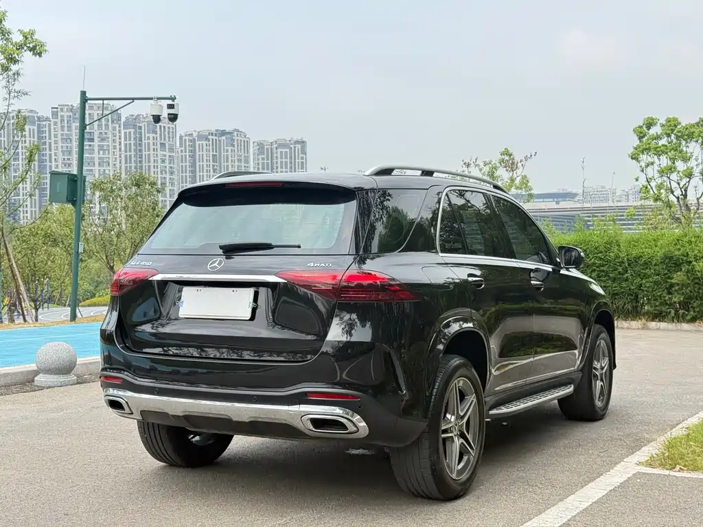 Mercedes-Benz GLE (Import) — миниатюра 9