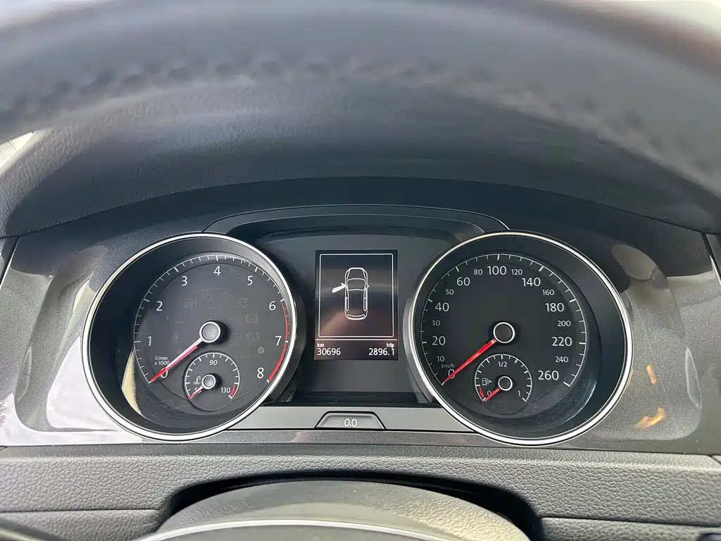 Volkswagen Golf — миниатюра 7