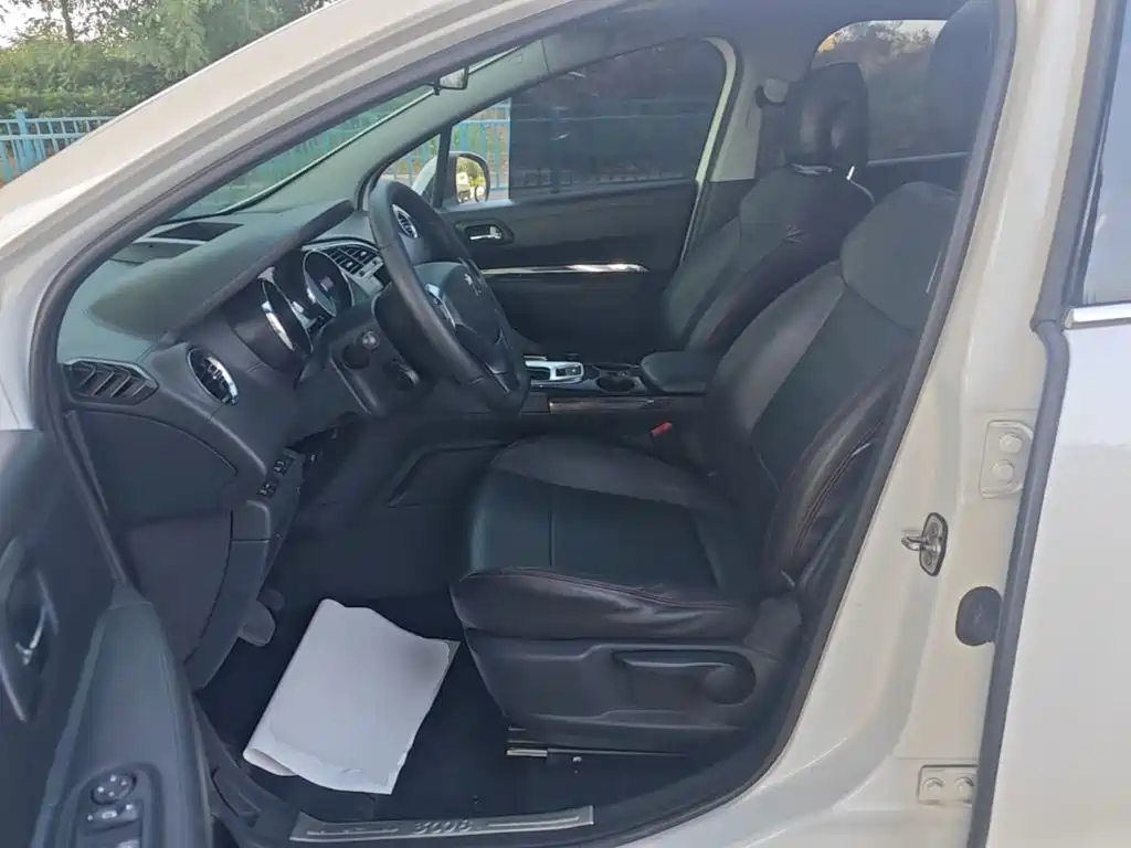 Peugeot 3008 — миниатюра 15