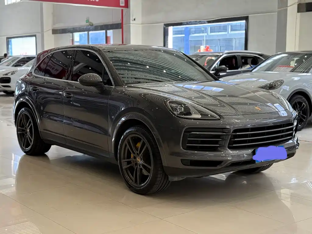 Porsche Cayenne — миниатюра 3
