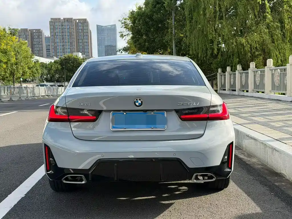 BMW 3 Series — миниатюра 8