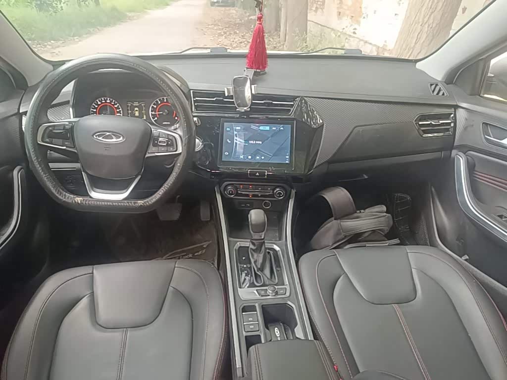 CHERY Tiggo 3x 1.5 л 2021 г. Белый, пробег 29400 км