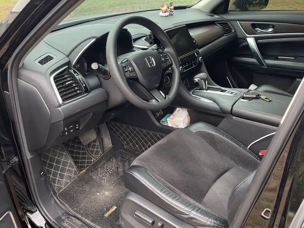 Honda Avancier 2017 240TURBO Elite