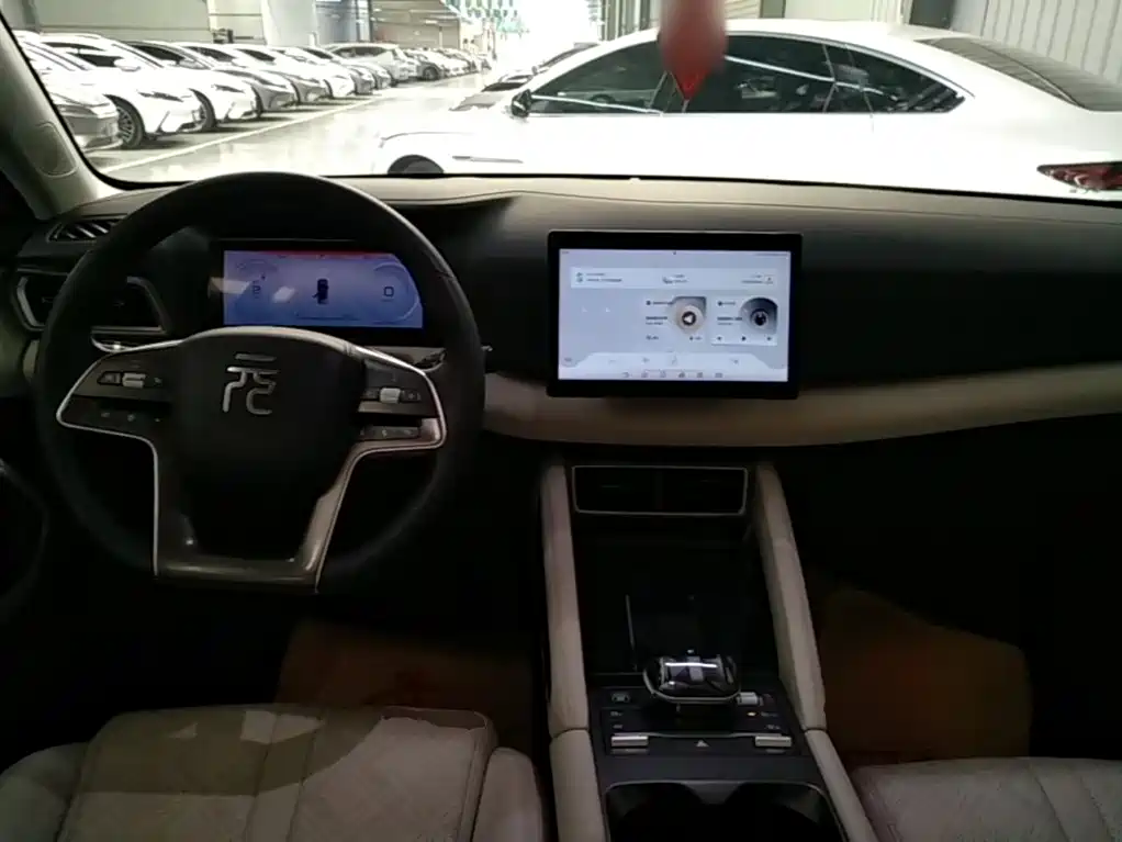 BYD Yuan UP — миниатюра 10