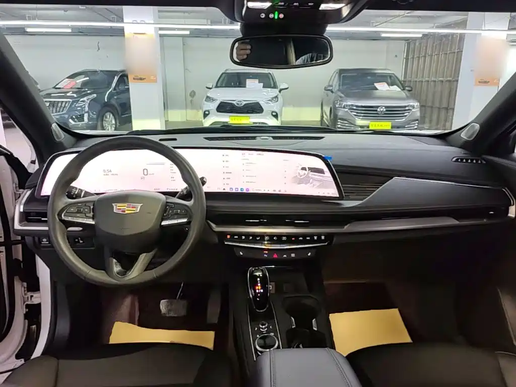 Cadillac XT4 — миниатюра 10