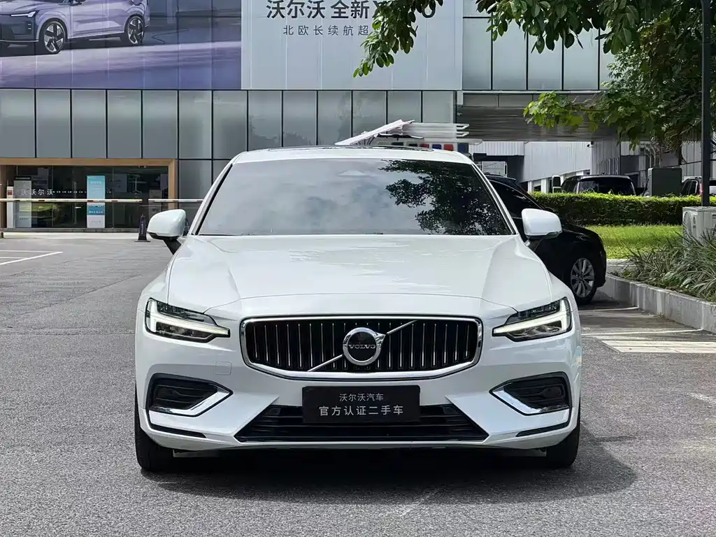 Volvo S60 — миниатюра 2