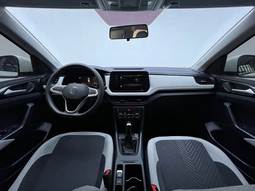 Volkswagen Tharu — миниатюра 6