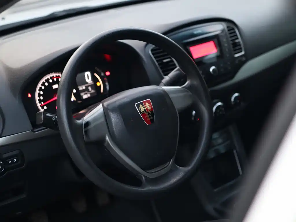 Roewe 350 — миниатюра 11