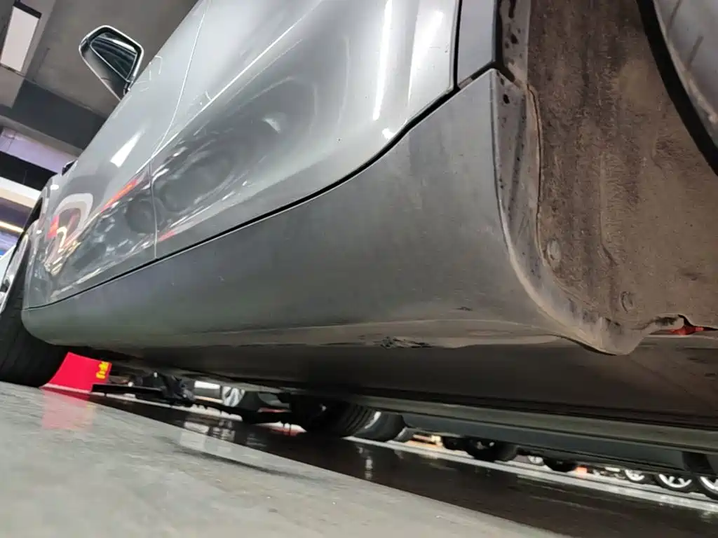 Tesla Model Y — миниатюра 22