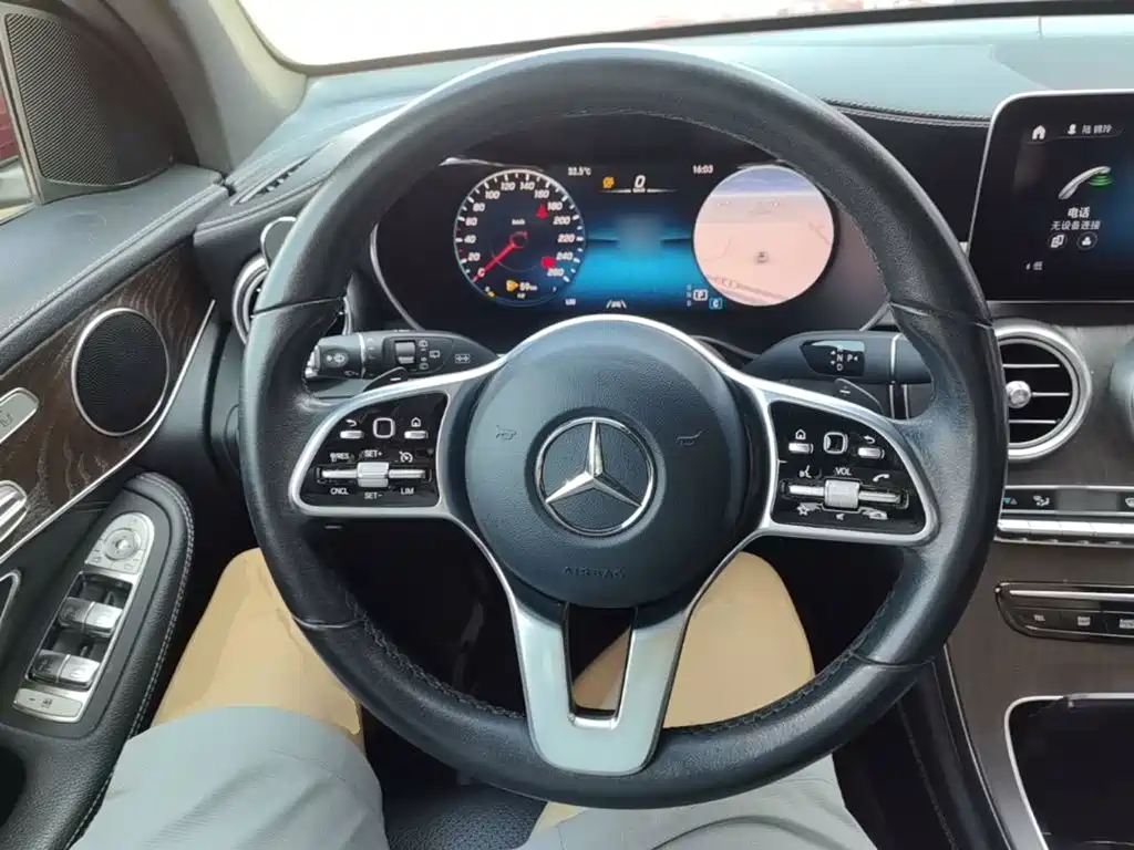 Mercedes-Benz GLC — миниатюра 11