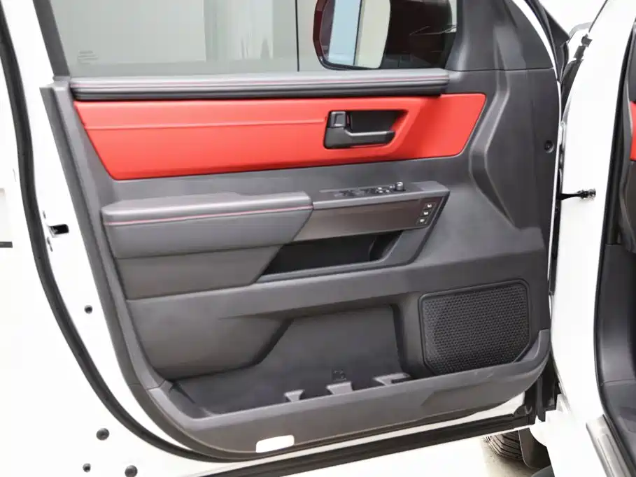Toyota Sequoia — миниатюра 10