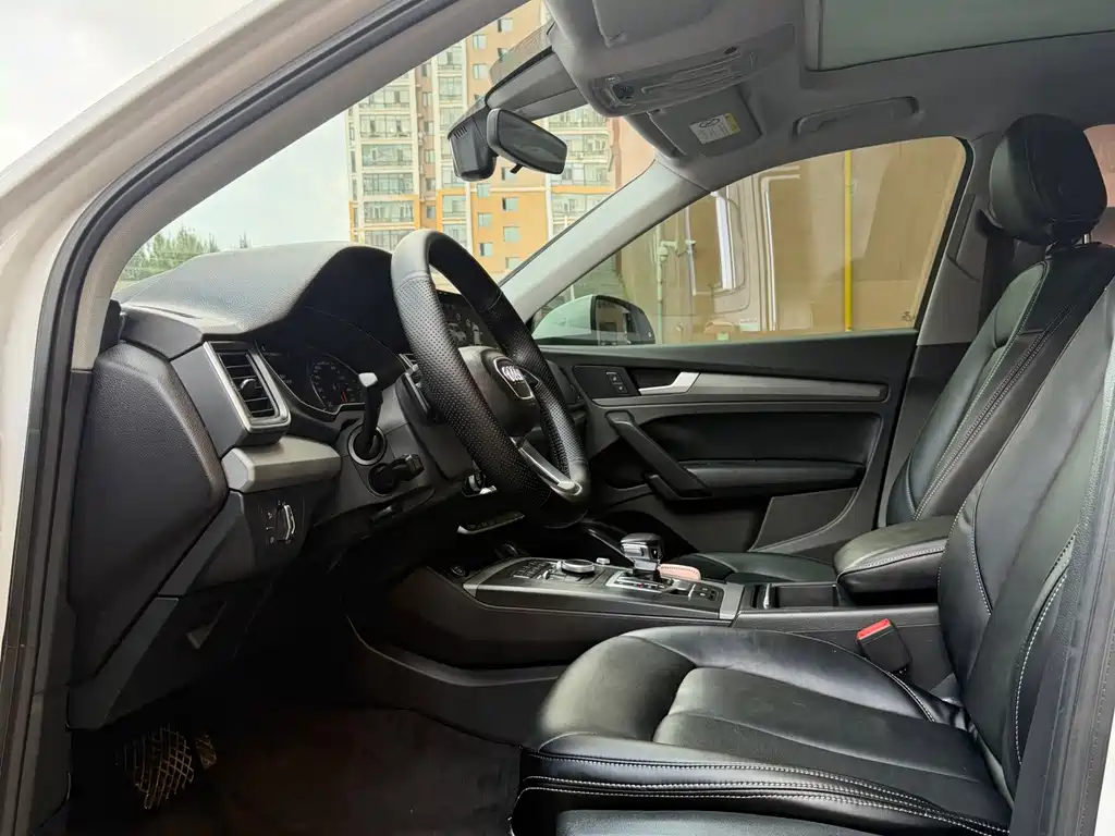 Audi Q5L — миниатюра 4