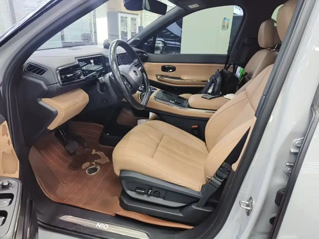 NIO ES8 — миниатюра 15