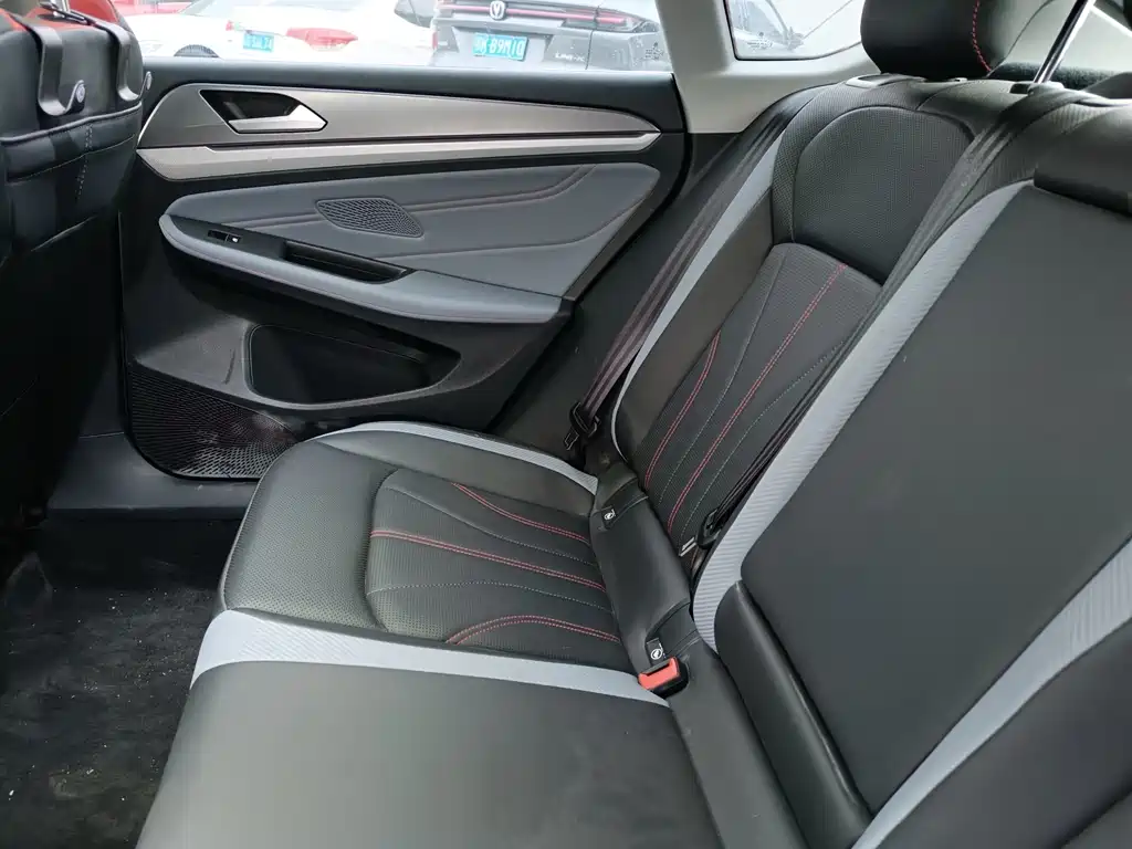 Volkswagen Lamando — миниатюра 13