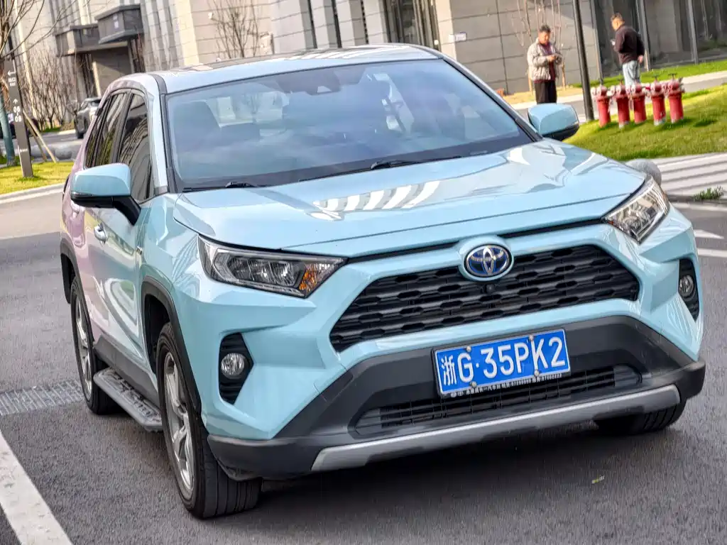 TOYOTA RAV4 RONGFANG