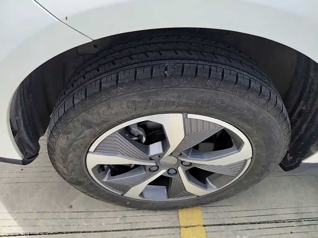 Geely Haoyue PRO — миниатюра 23