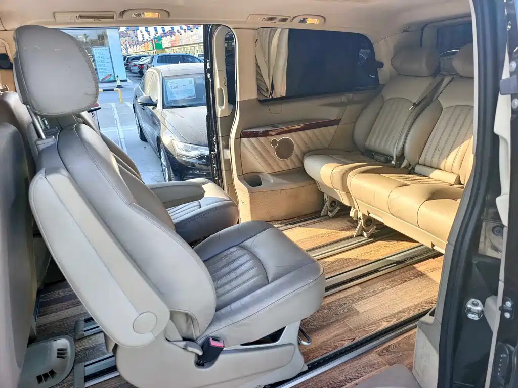 Mercedes-Benz Viano — миниатюра 9