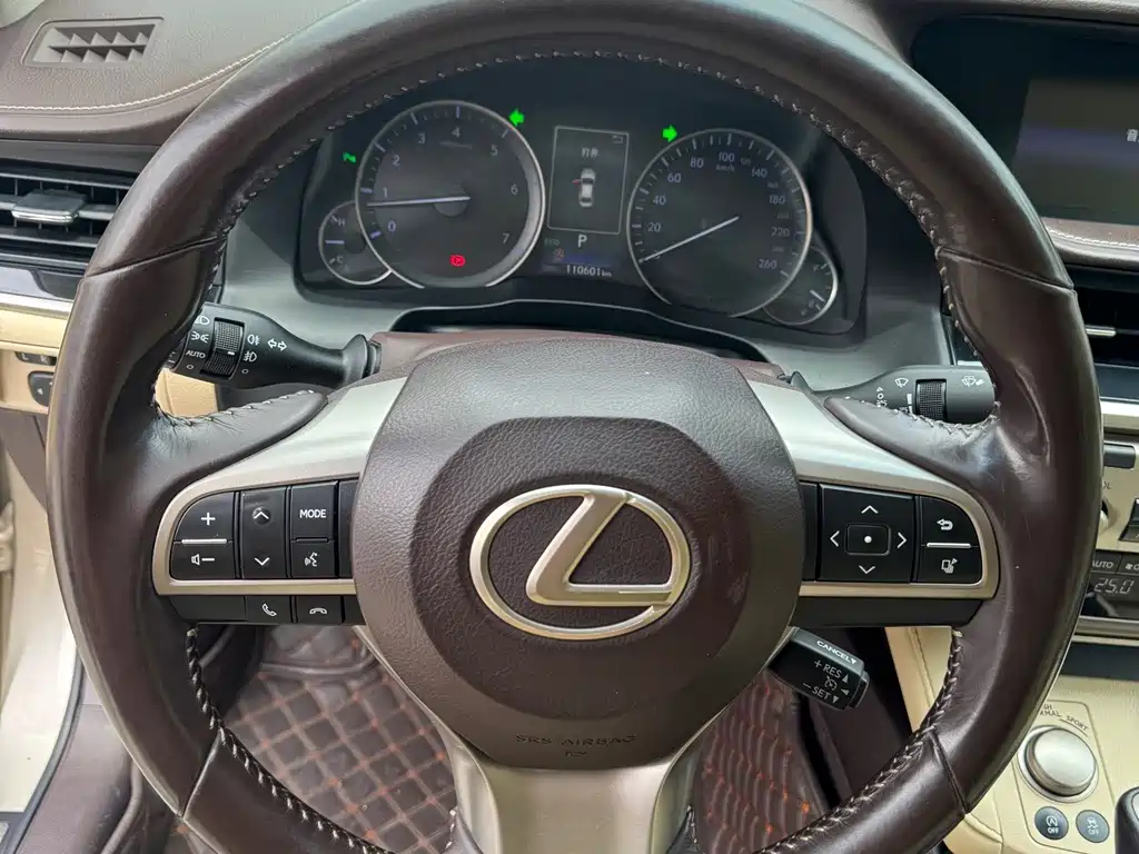 Lexus ES 2015 200 Elite