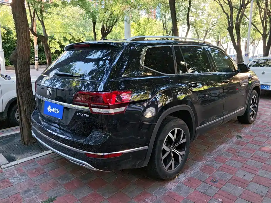Volkswagen Teramont — миниатюра 3