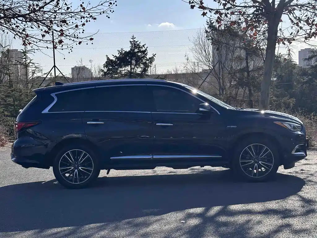 INFINITI QX60