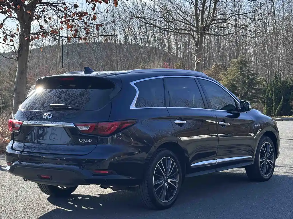 INFINITI QX60