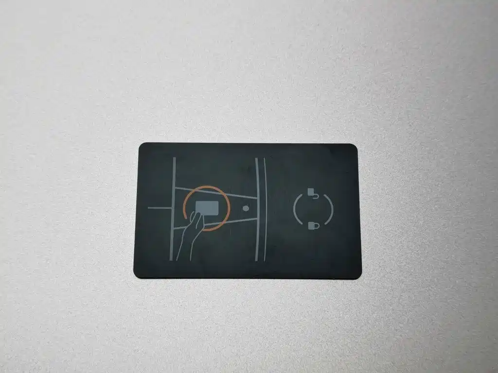 Tesla Model 3 — миниатюра 19
