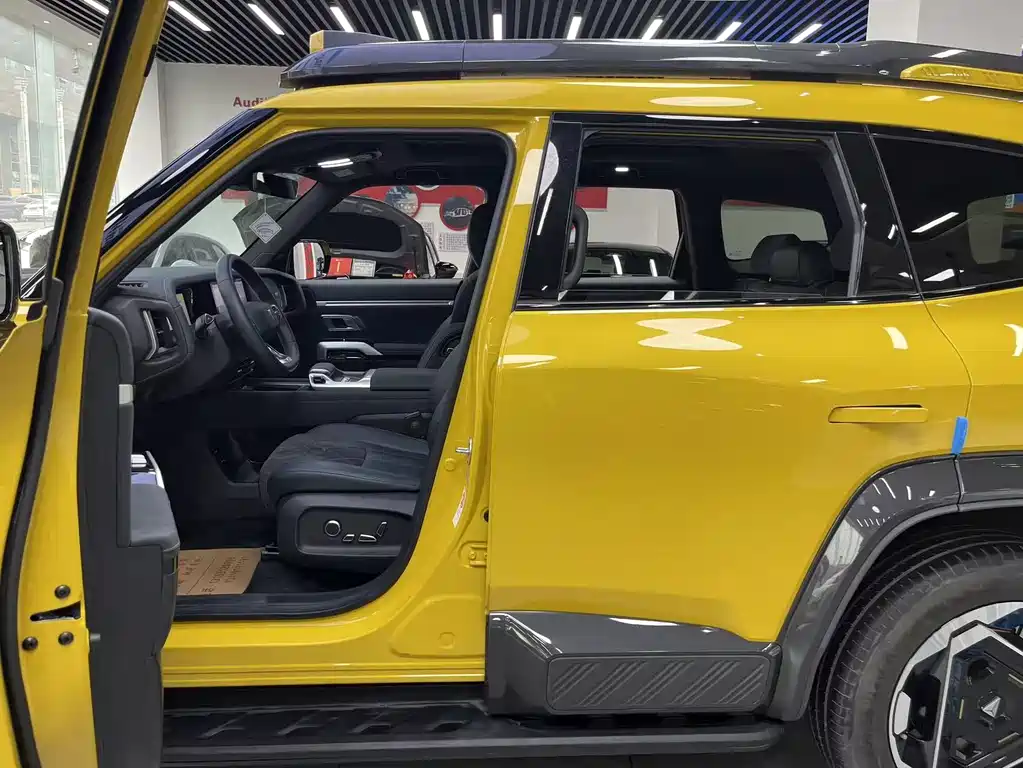 Changan Deepal DARK BLUE G318