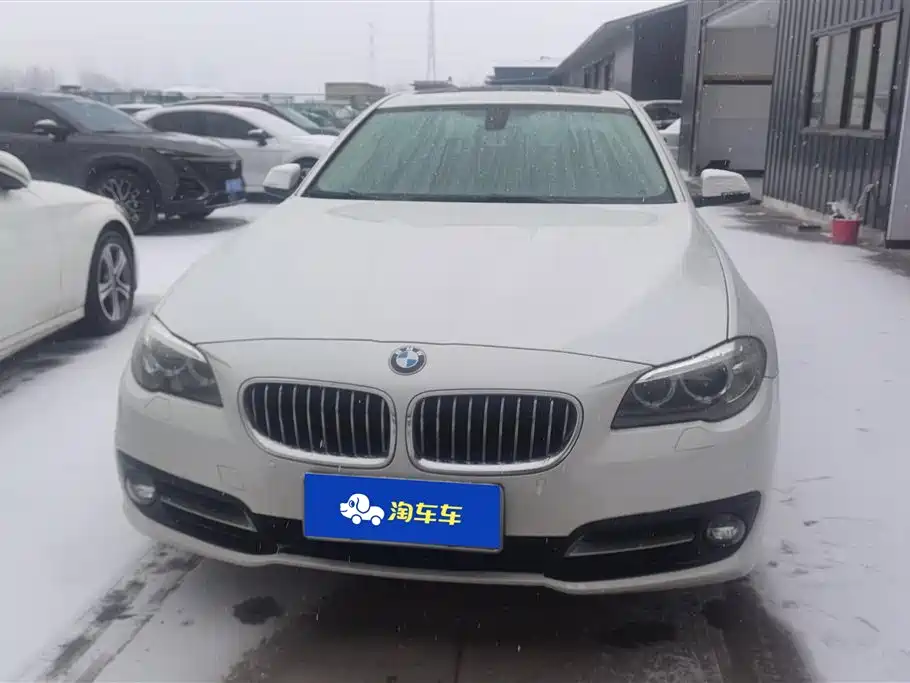 BMW 5 SERIES